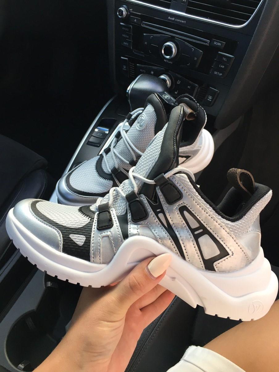Louis Vuitton Sneakers Silver White