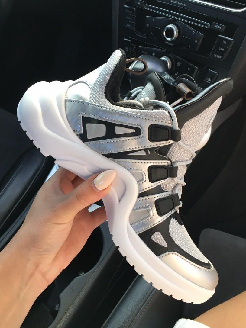 Louis Vuitton Sneakers Silver White