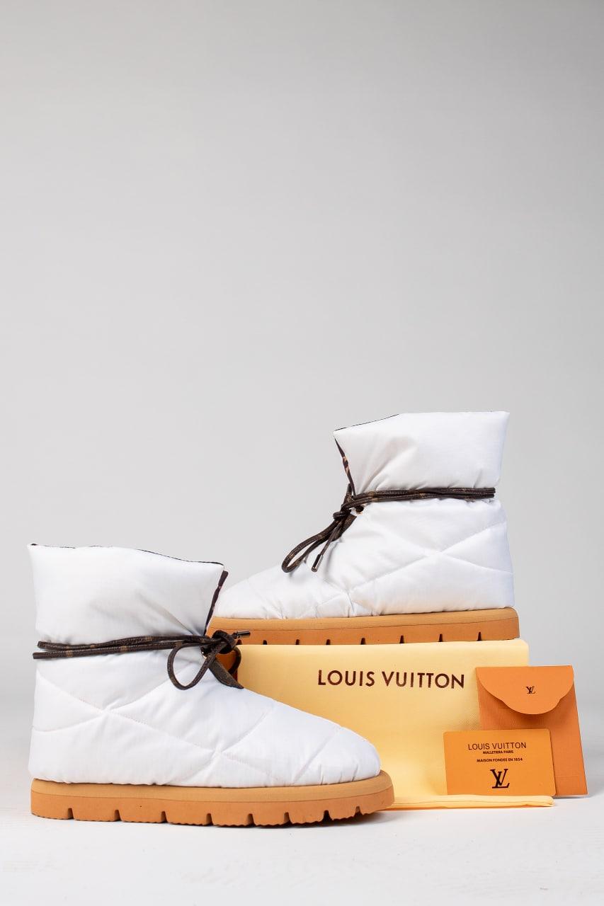 Louis Vuitton Feather Casual White