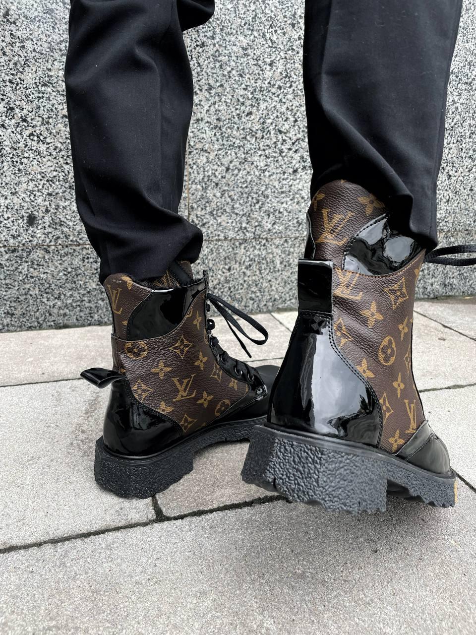 Louis Vuitton Boots Black Fur