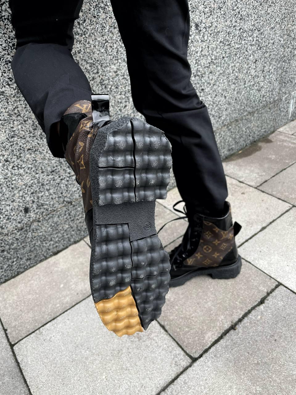 Louis Vuitton Boots Black Fur