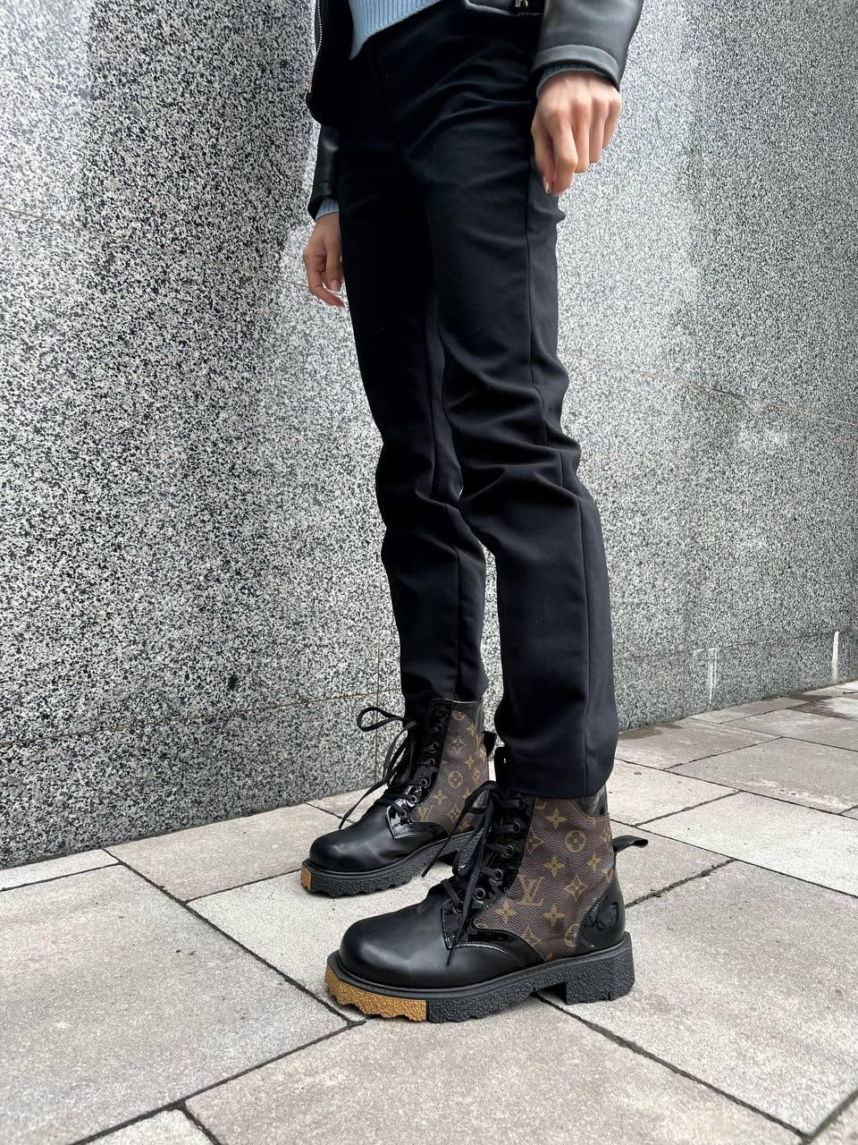 Louis Vuitton Boots Black Fur