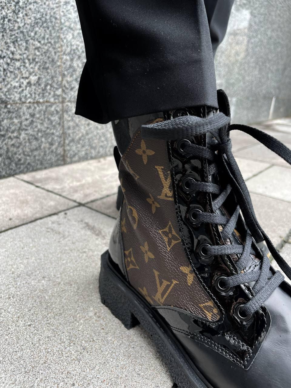 Louis Vuitton Boots Black Fur