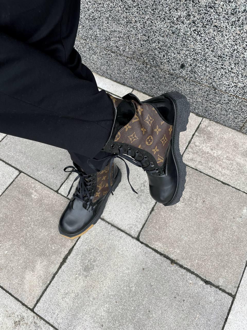 Louis Vuitton Boots Black Fur