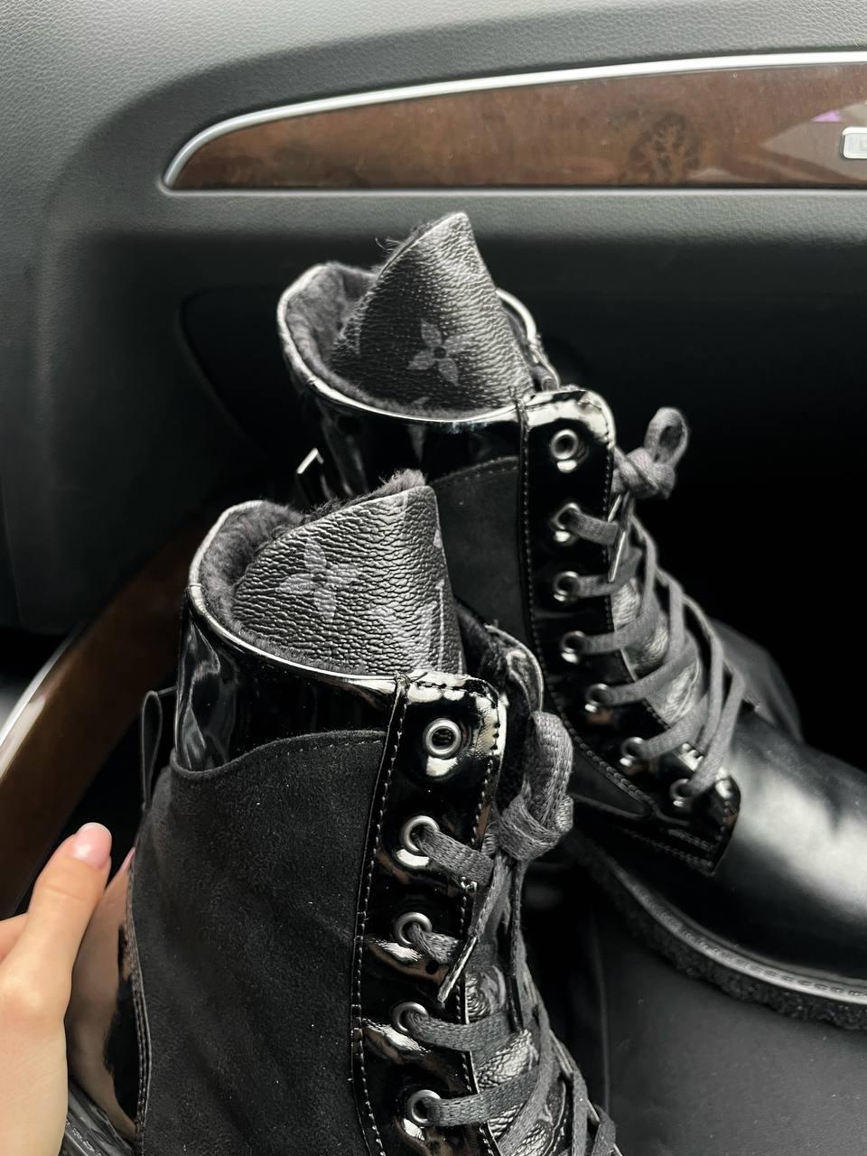 Louis Vuitton Boots Black Fur v2