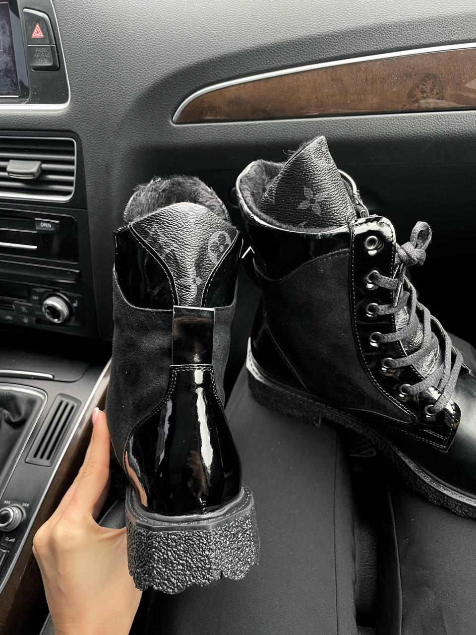 Louis Vuitton Boots Black Fur v2