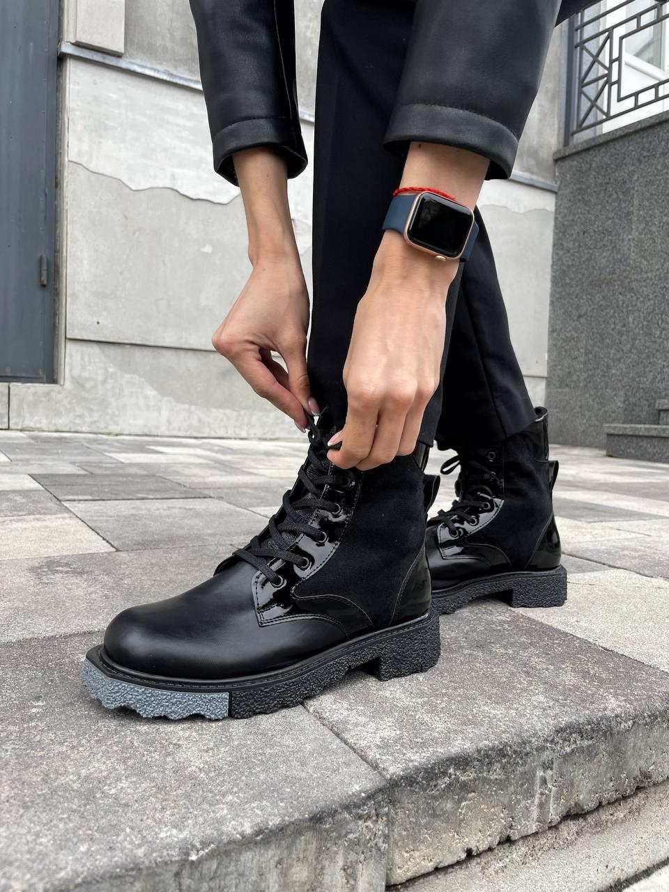 Louis Vuitton Boots Black Fur v2