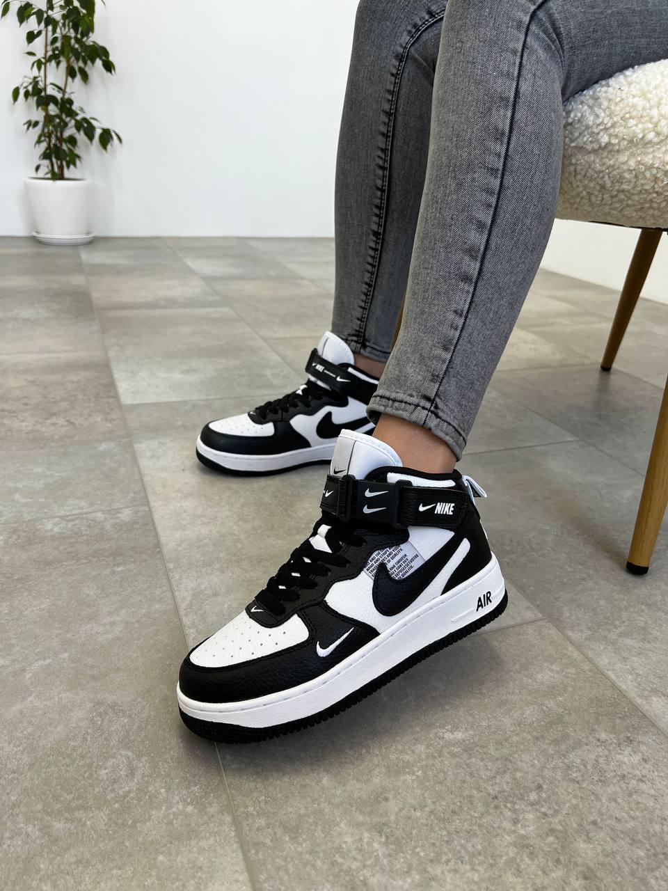 Nike Air force1 Mid lv8 utility Black White v2
