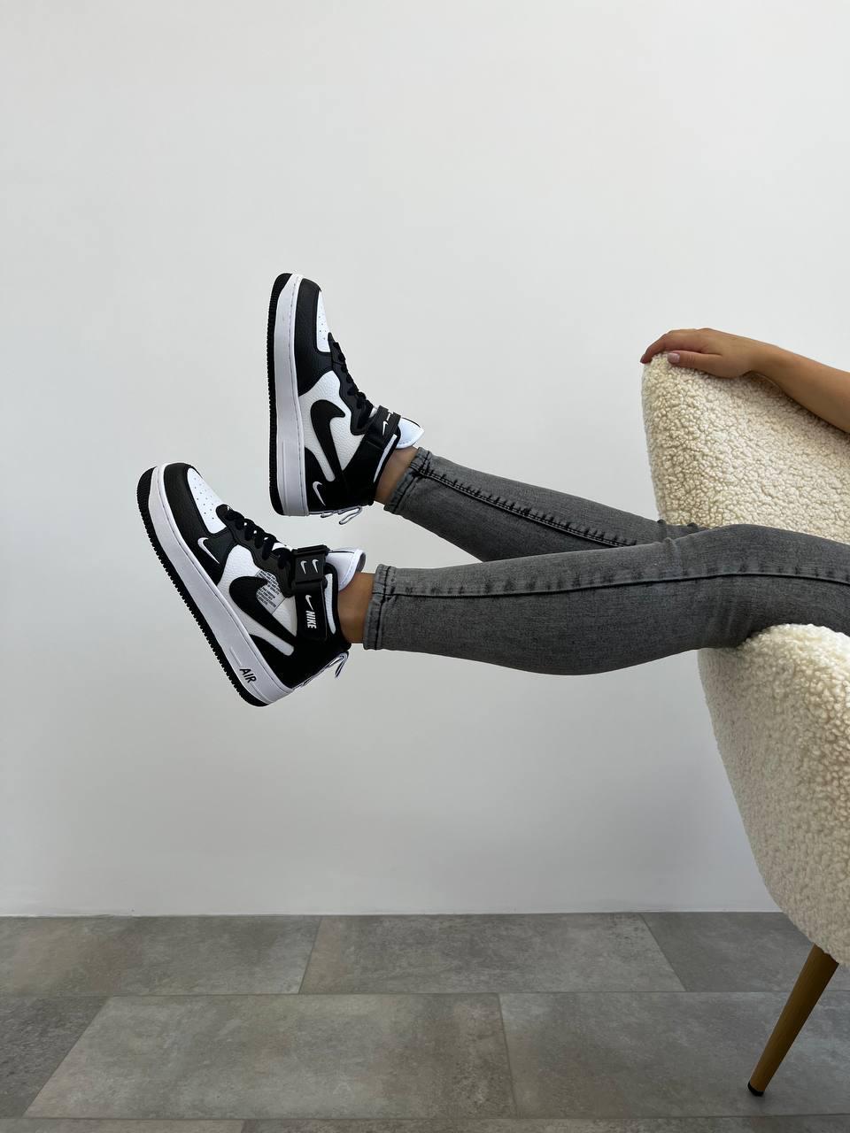 Nike Air force1 Mid lv8 utility Black White v2