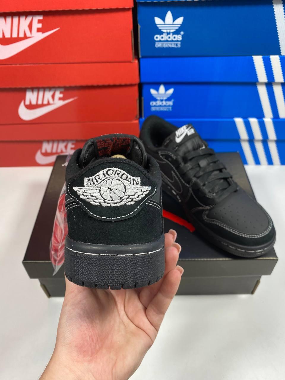 Travis Scott x Air Jordan 1 Low OG Phantom