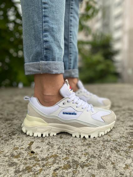 Umbro Bumpy White