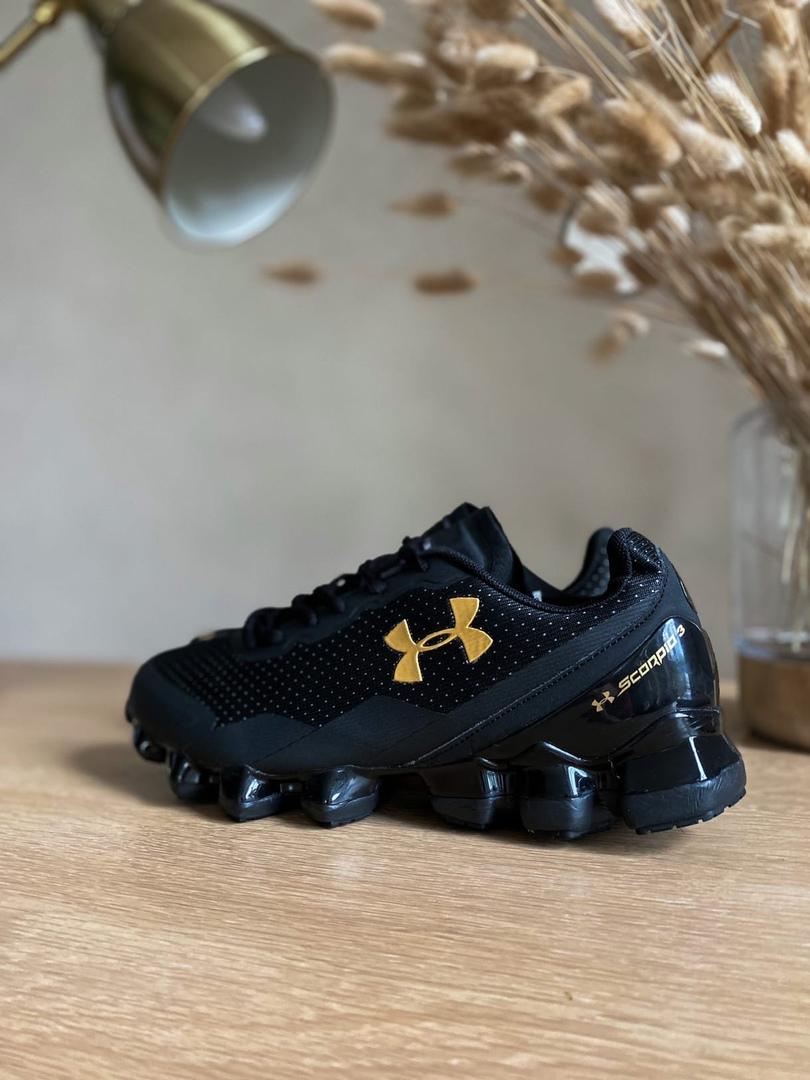 Under Armour Scorpio 2 Black Gold 1