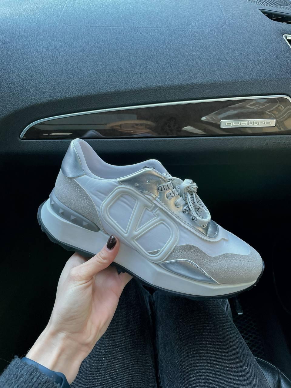 Valentino Garavani White