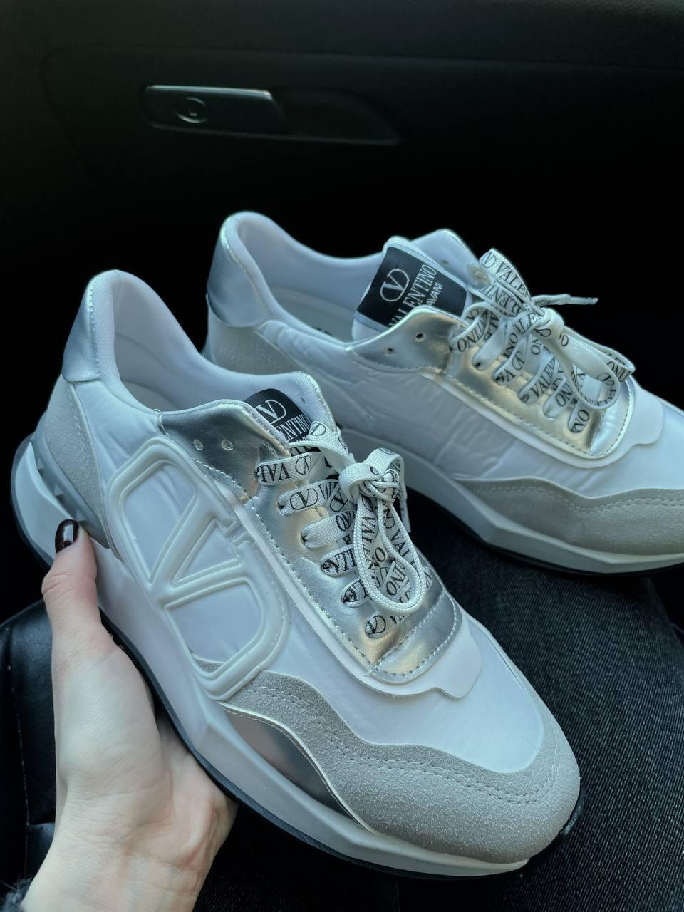 Valentino Garavani White