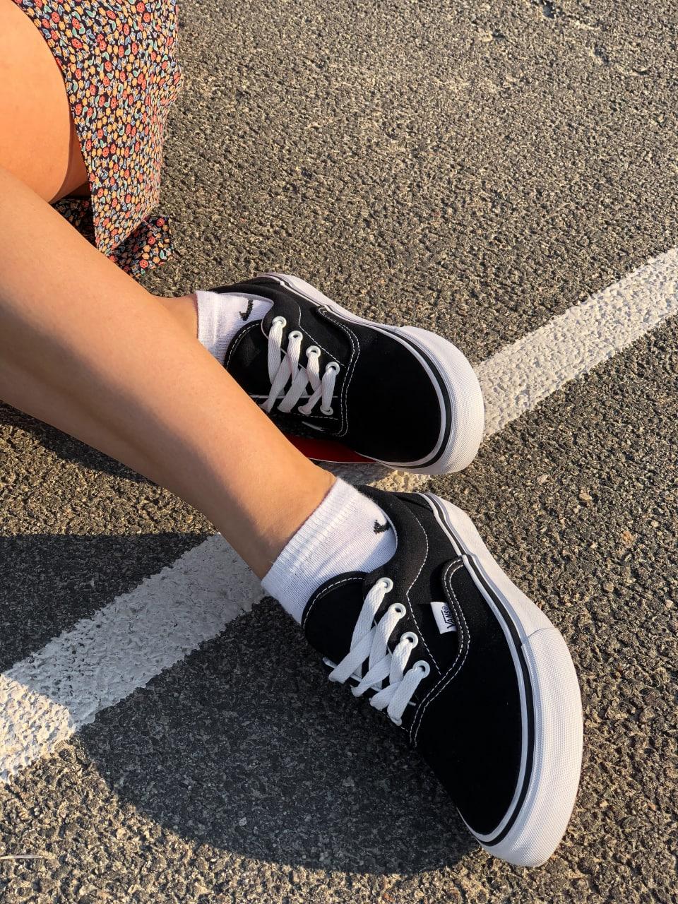 Vans Era Black White