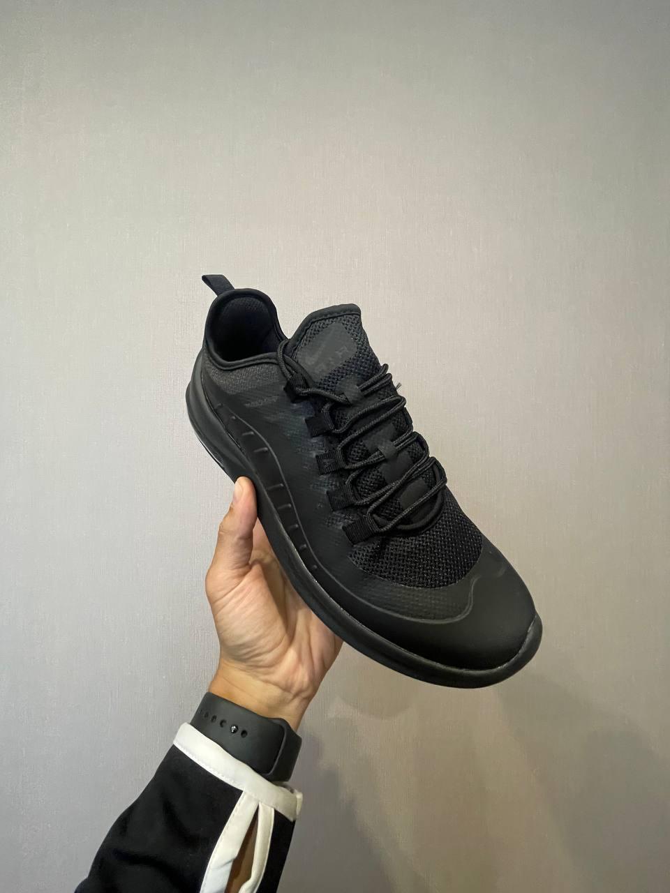 Nike Air Max Axis Black