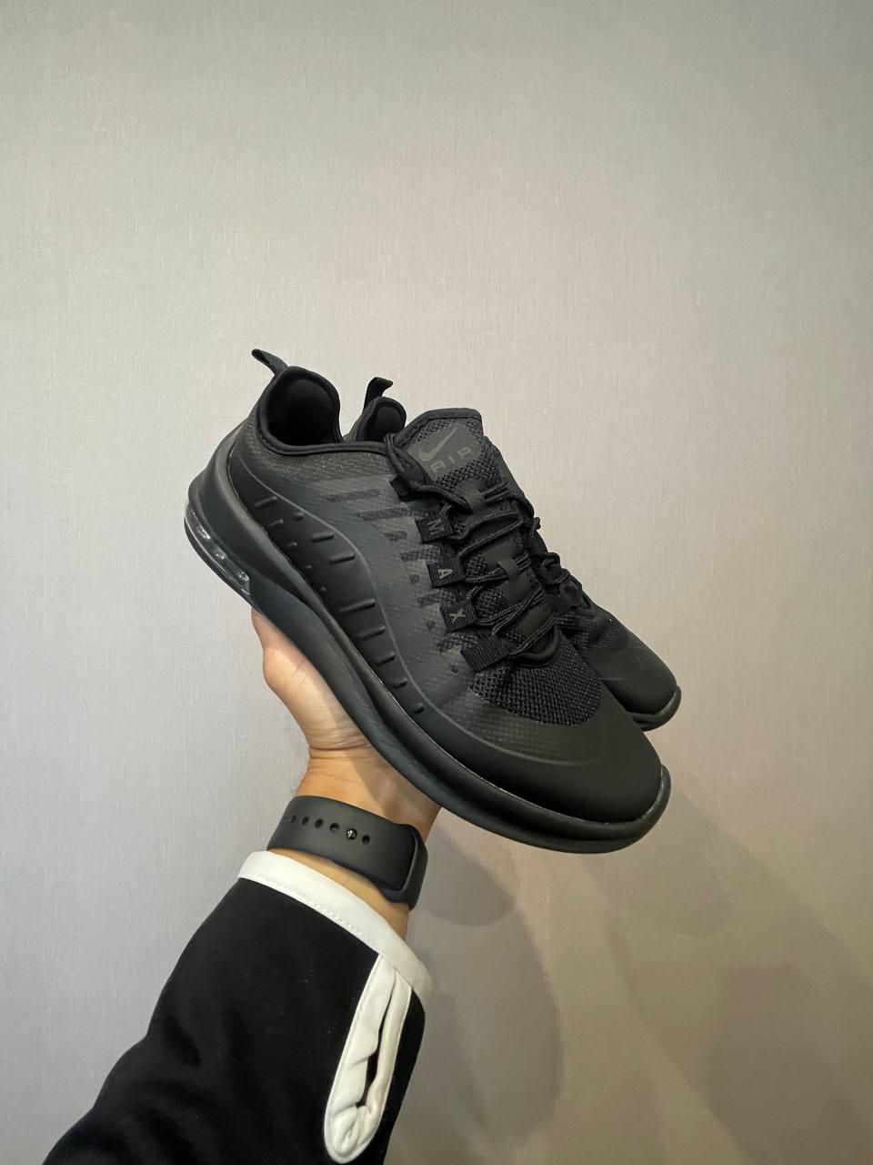 Nike Air Max Axis Black