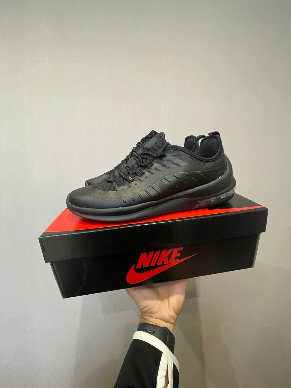 Nike Air Max Axis Black