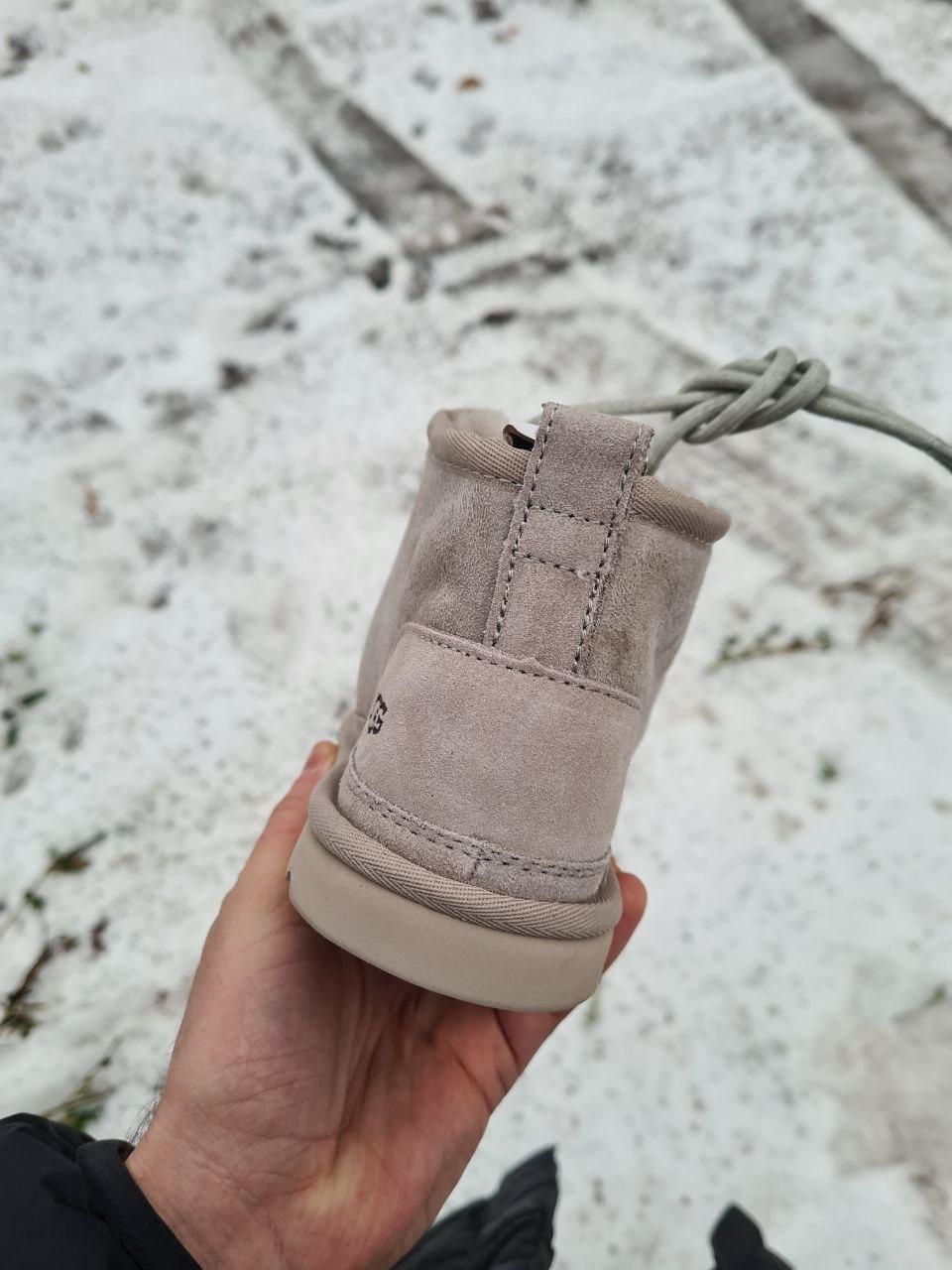 UGG Neumal Gray