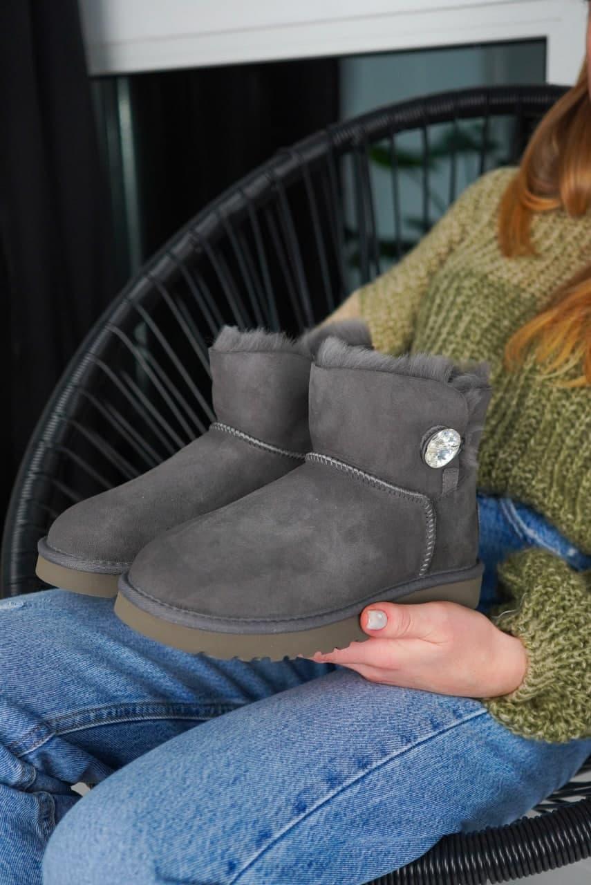 UGG Grey 4