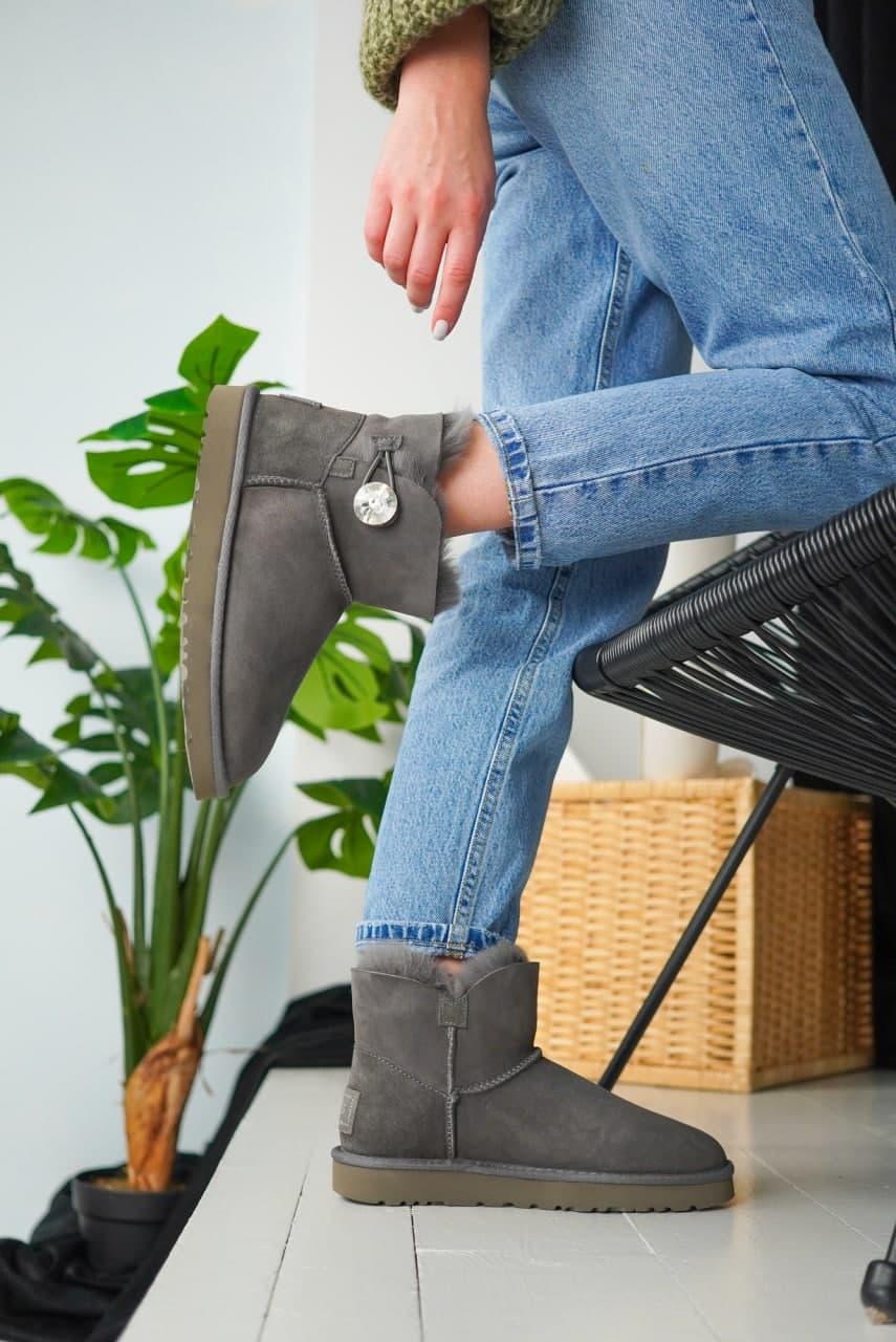 UGG Grey 4