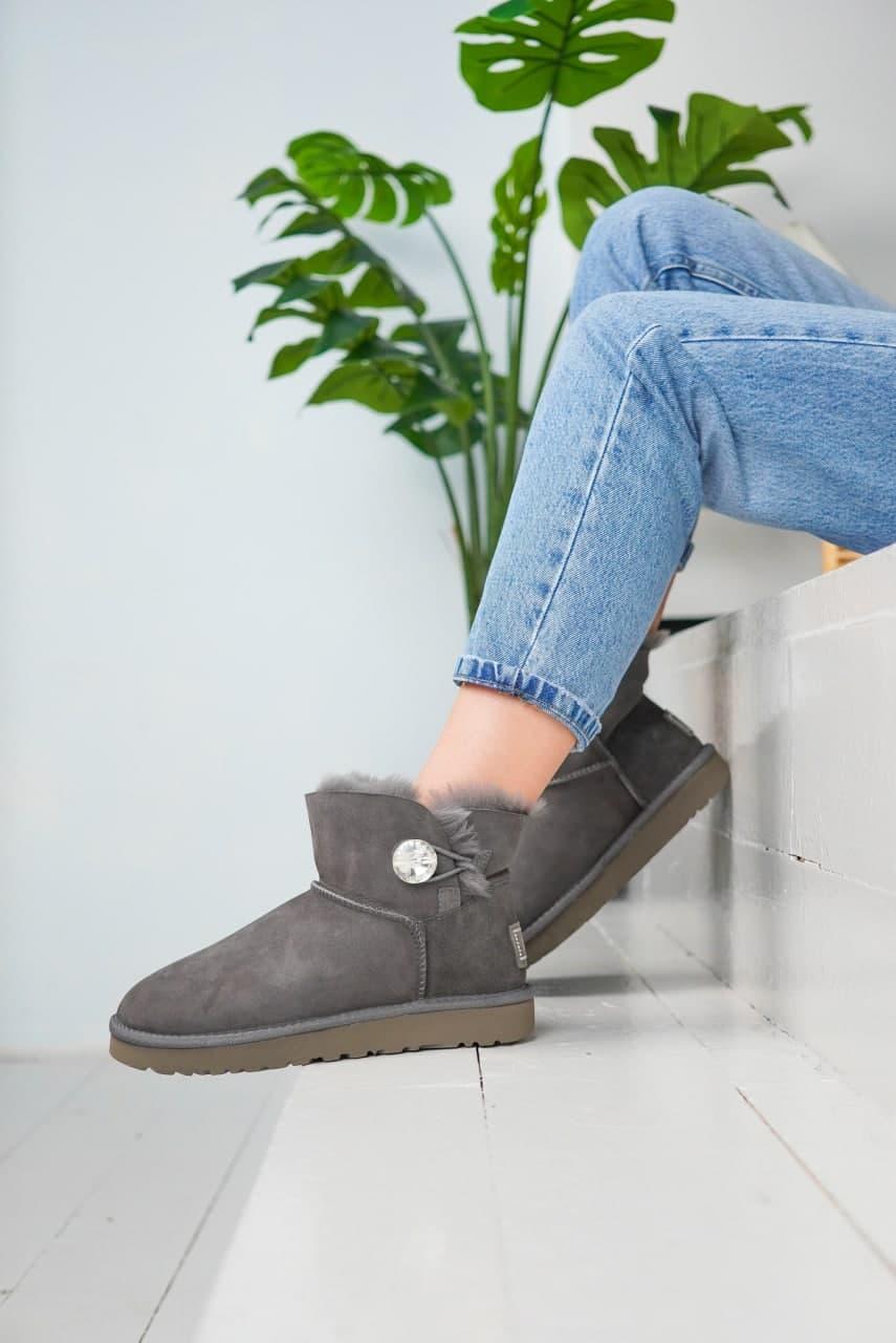 UGG Grey 4