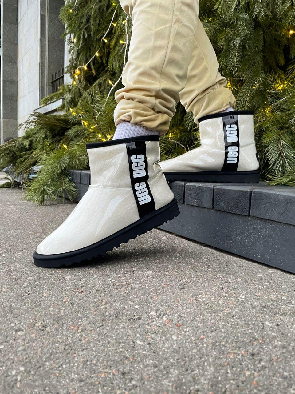Ugg Classic Clear Mini Natural Black