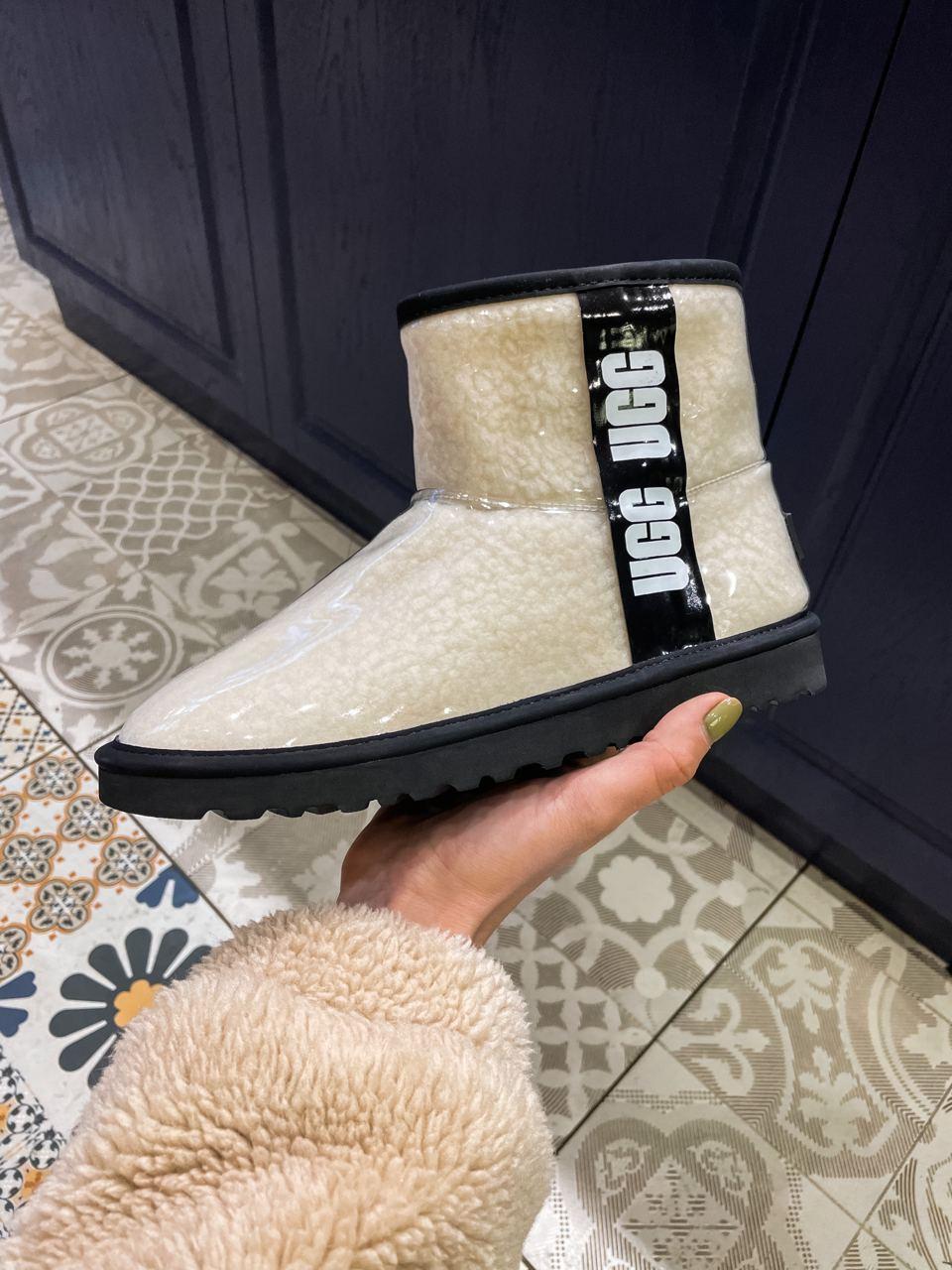 Ugg Classic Clear Mini Natural Black