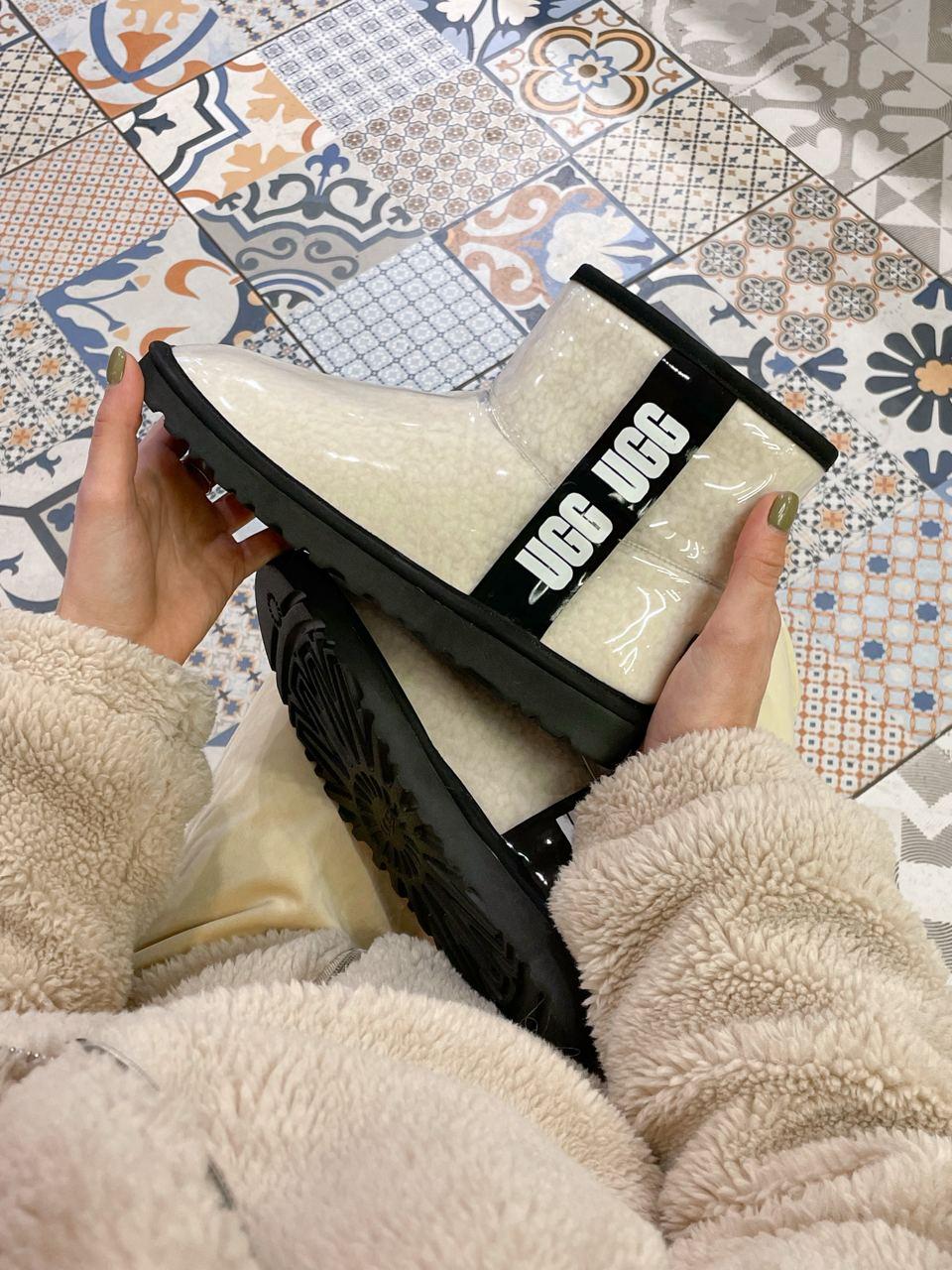 Ugg Classic Clear Mini Natural Black