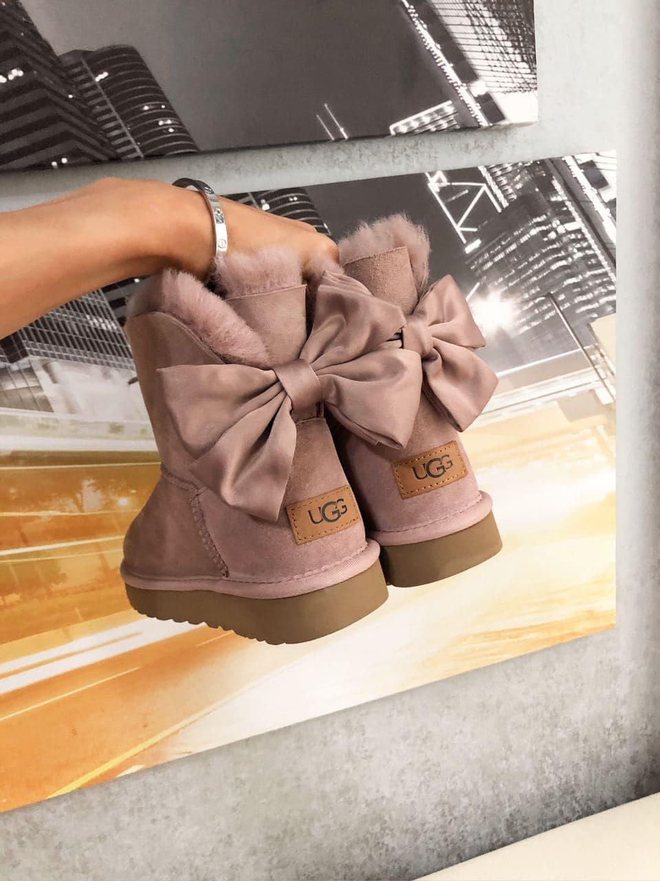 UGG Bailey Bow Pink 2