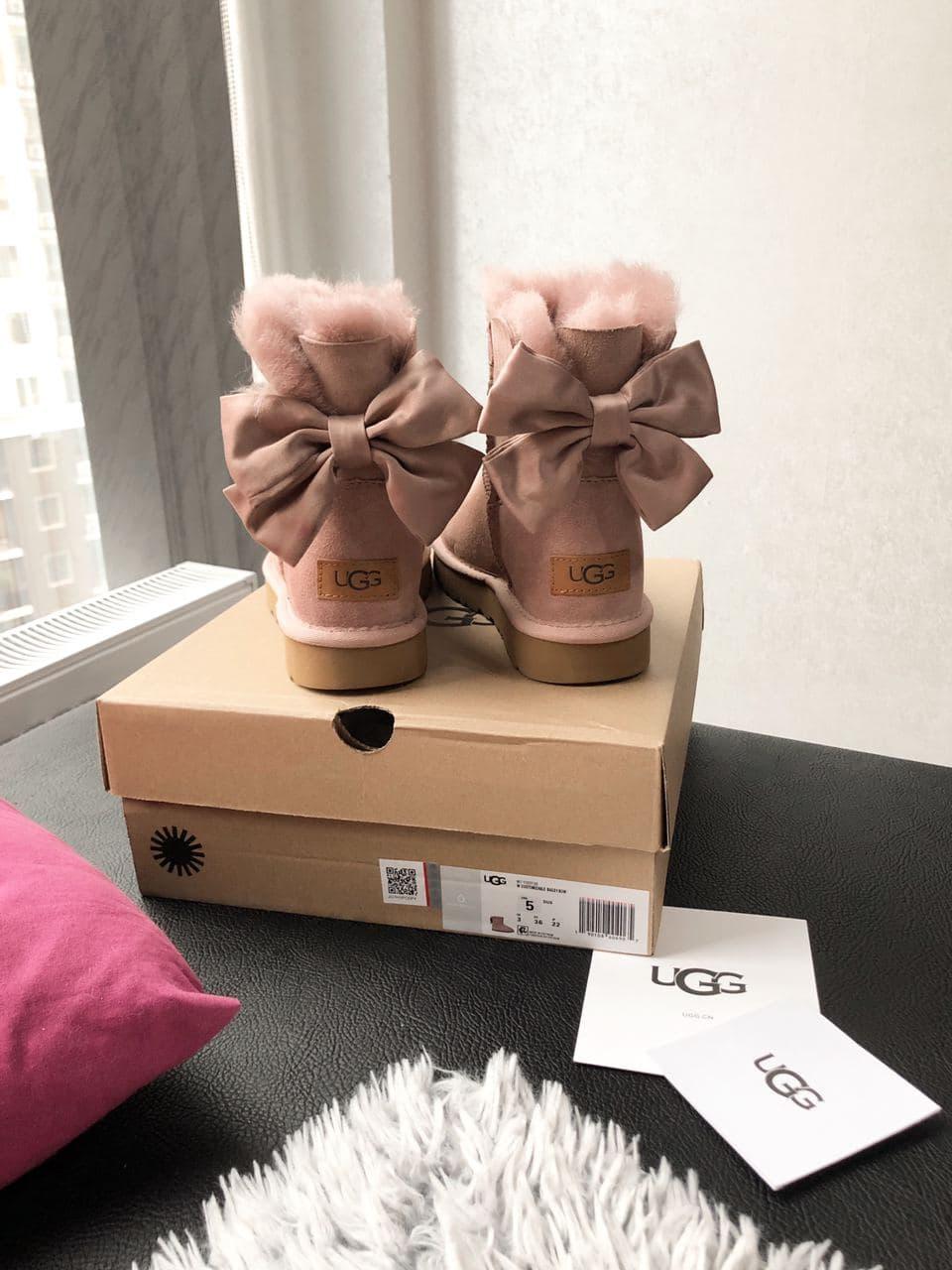 UGG Bailey Bow Pink 2