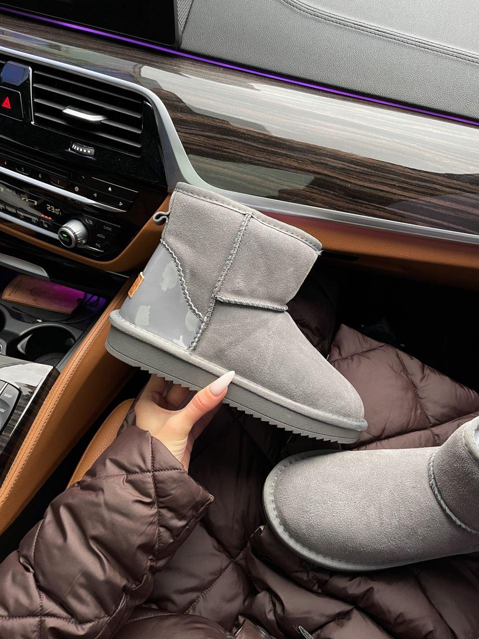 UGG Mini Classic Gray