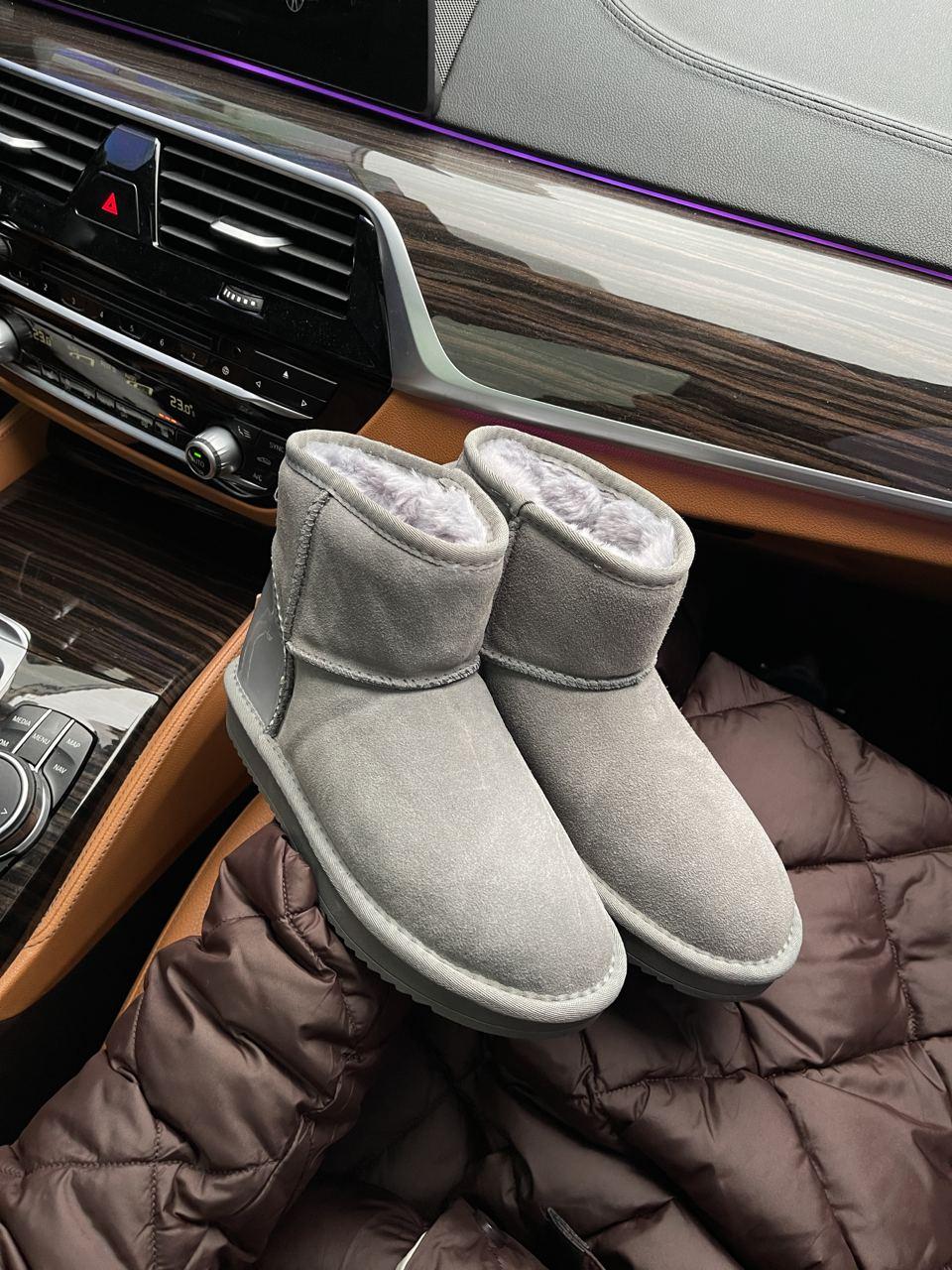 UGG Mini Classic Gray