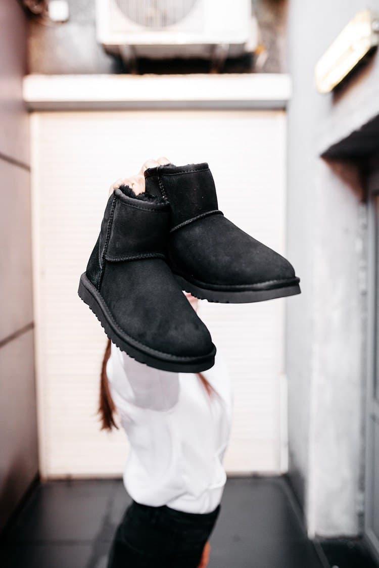 UGG Classic Mini Black 2