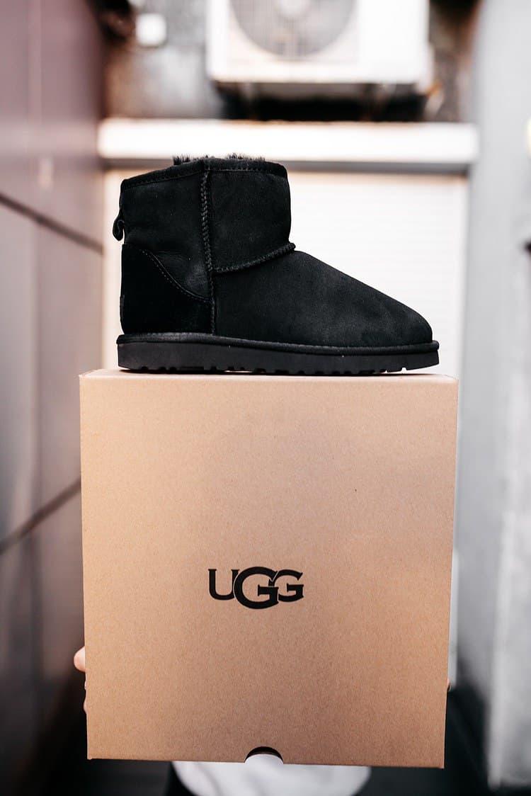 UGG Classic Mini Black 2