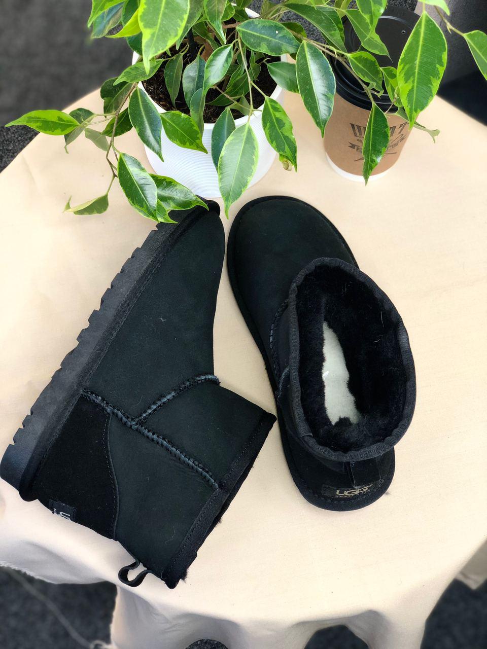 UGG Classic High Black Metallic 2