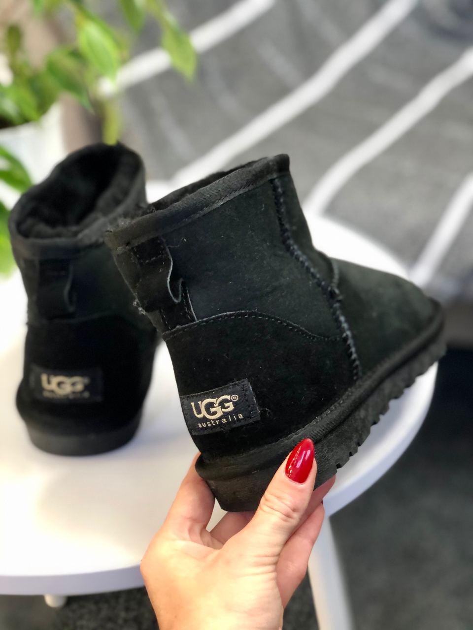 UGG Classic High Black Metallic 2
