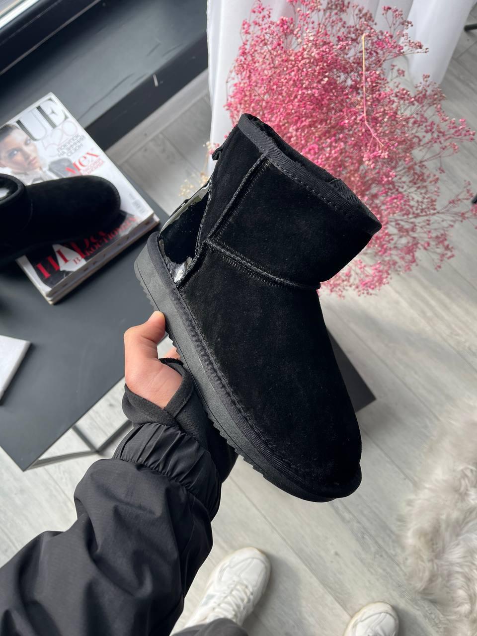 UGG Black (Лакований Задник)