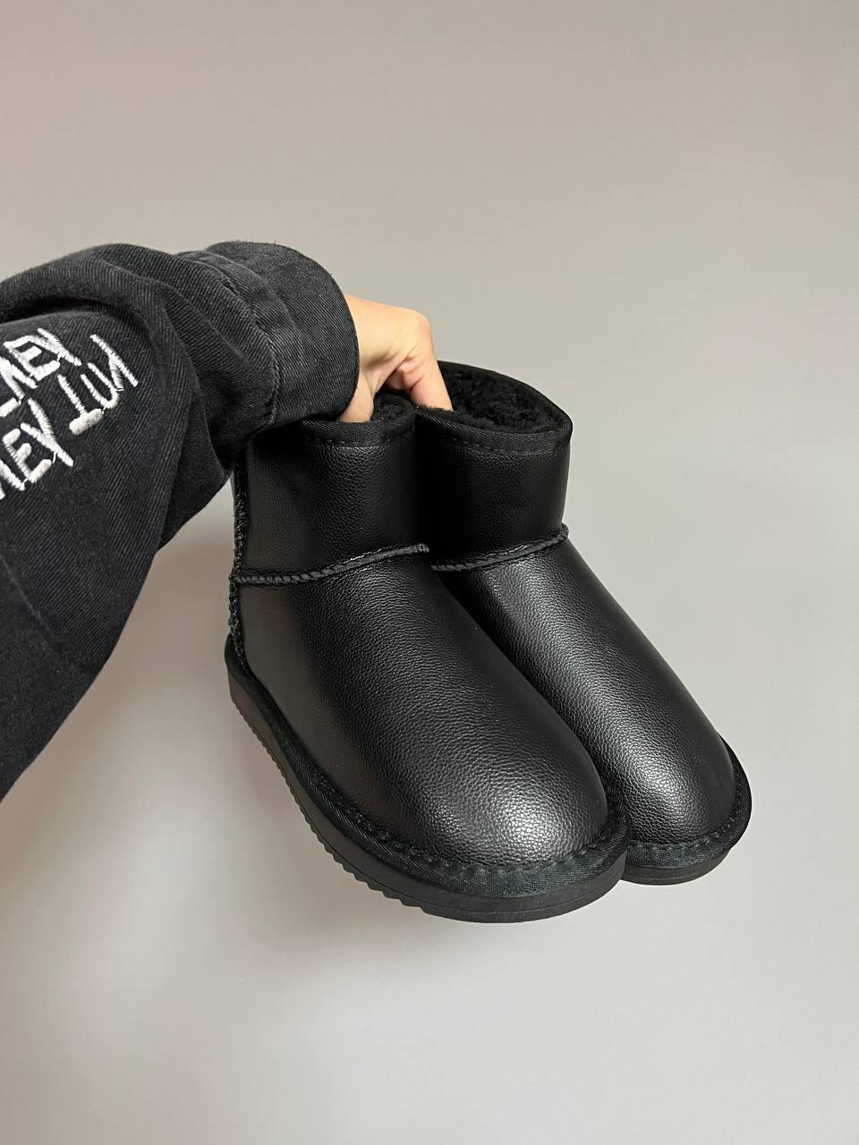UGG Classic Black Leather