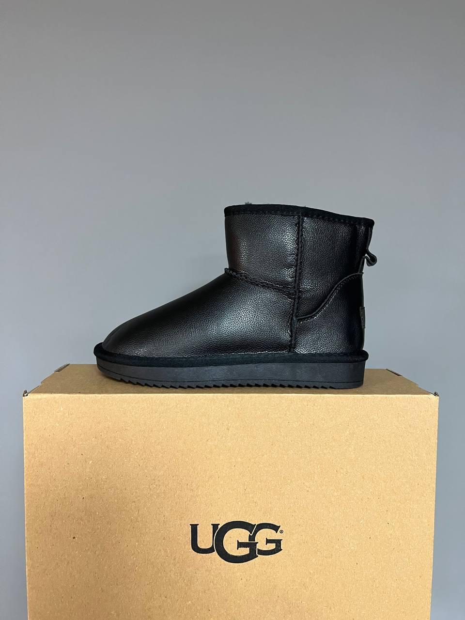 UGG Classic Black Leather