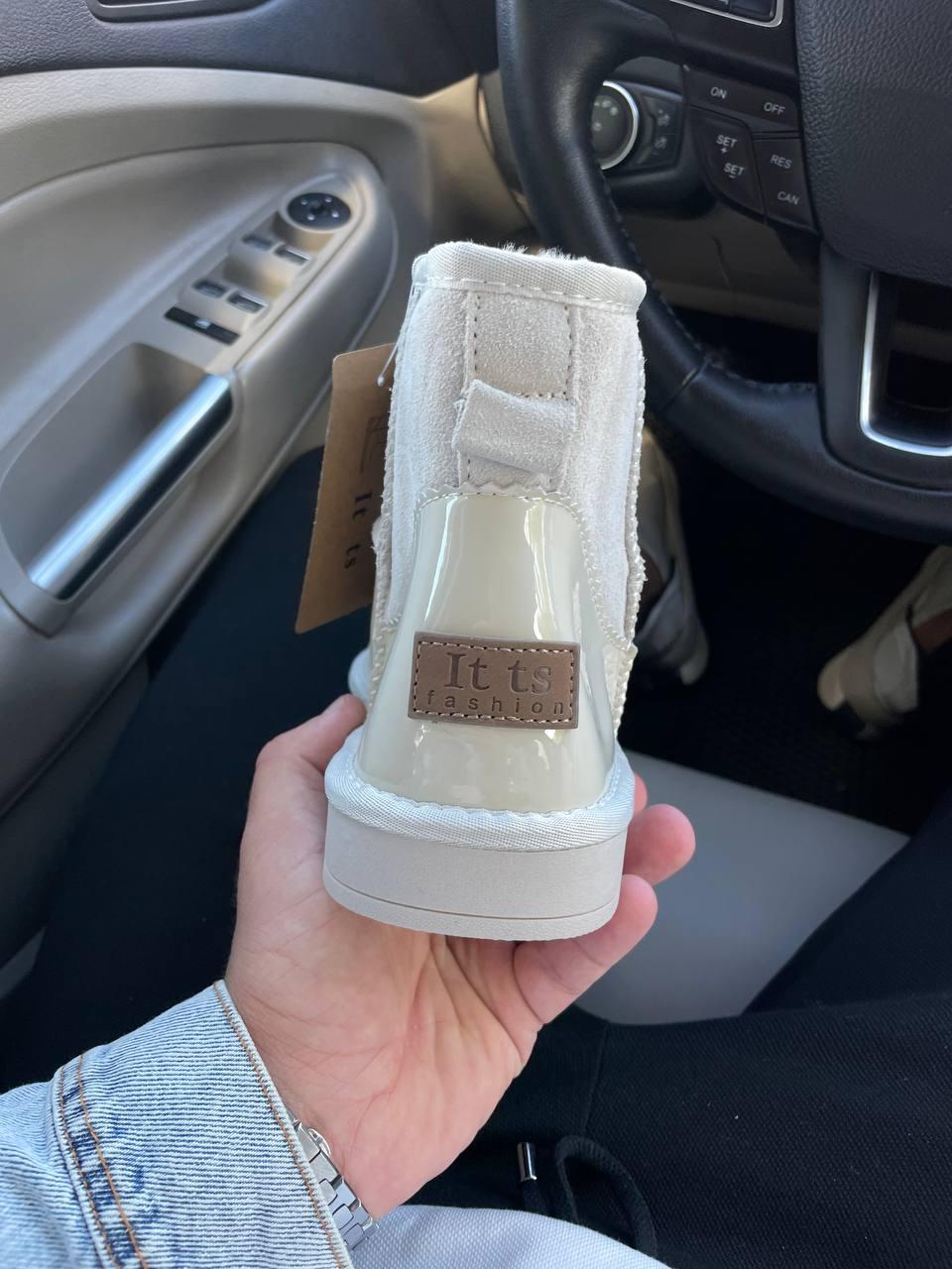UGG Classic Light Mokko No Logo