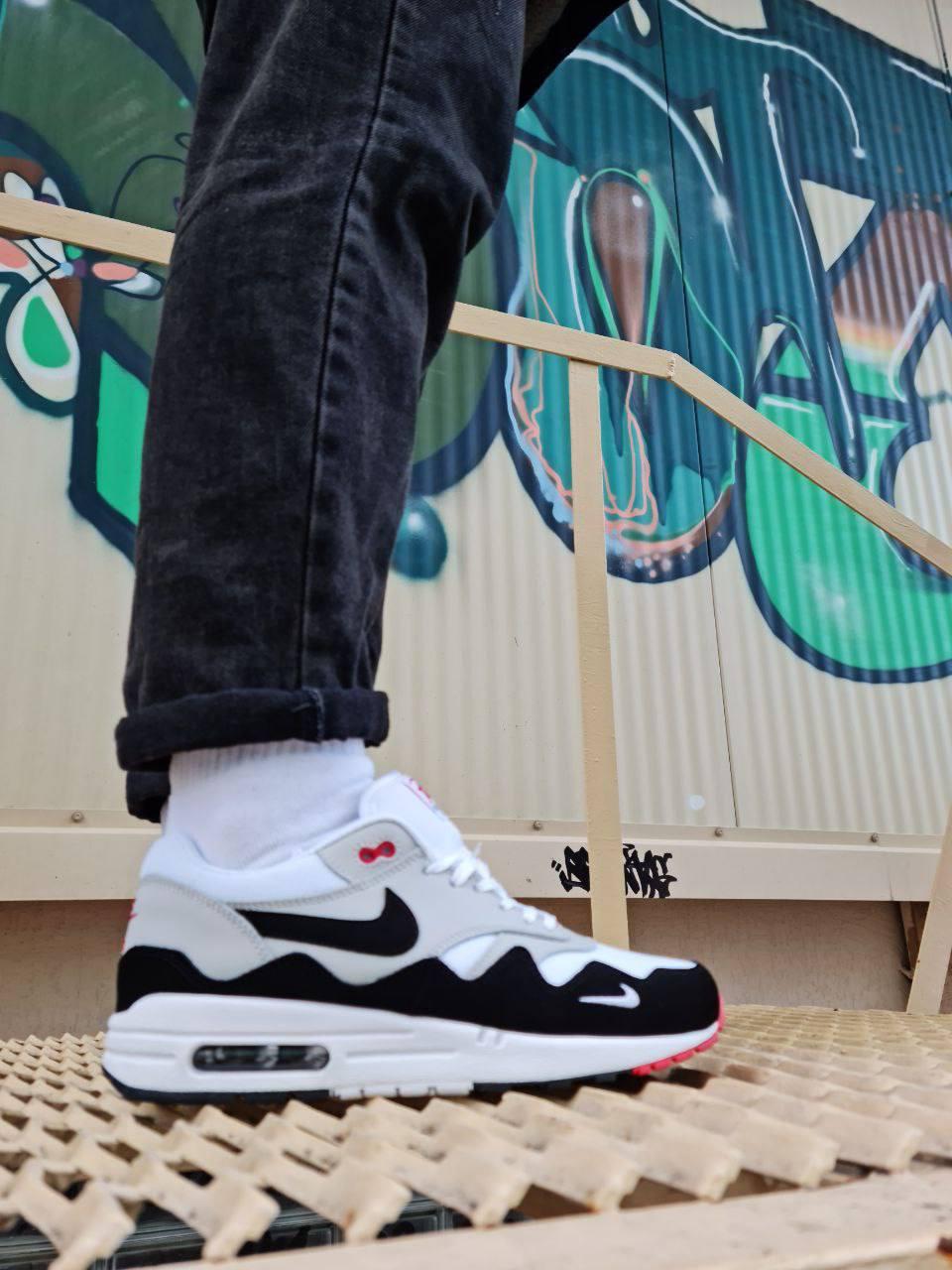 Nike Air Max 1 x Patta Black White