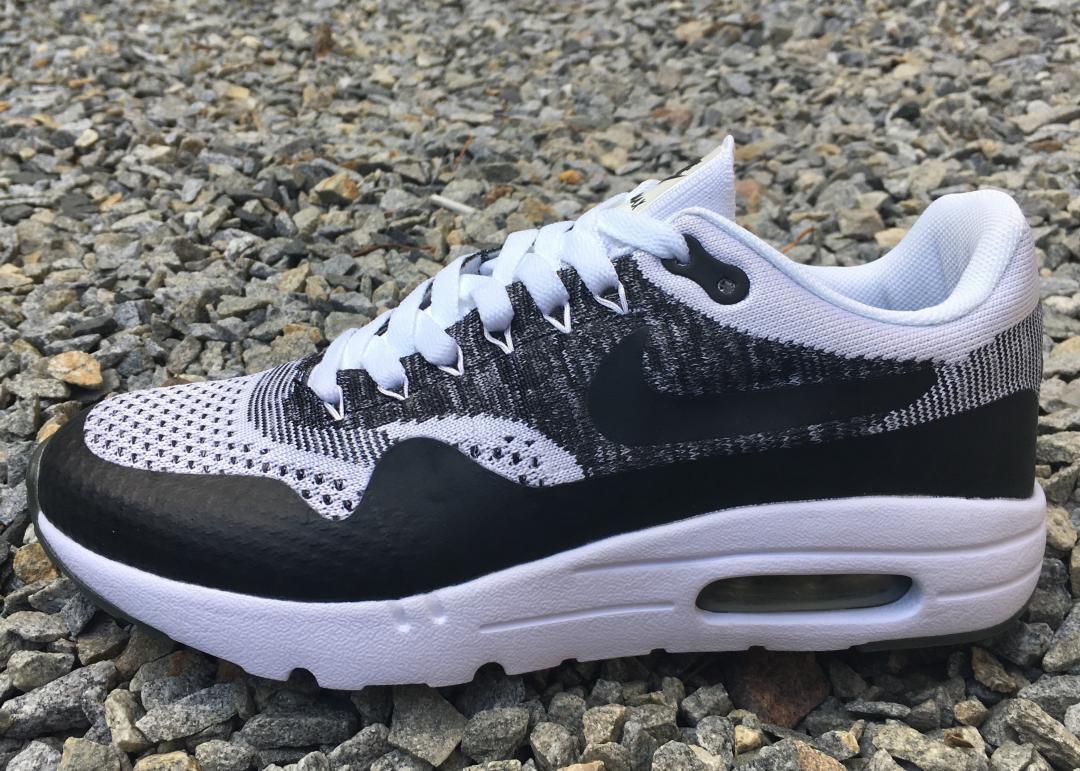 Nike Air Max 1 Ultra Flyknit Black White
