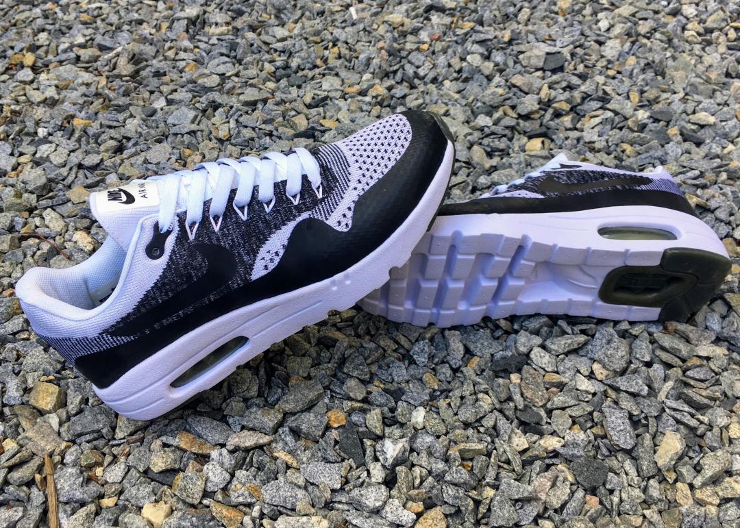 Nike Air Max 1 Ultra Flyknit Black White