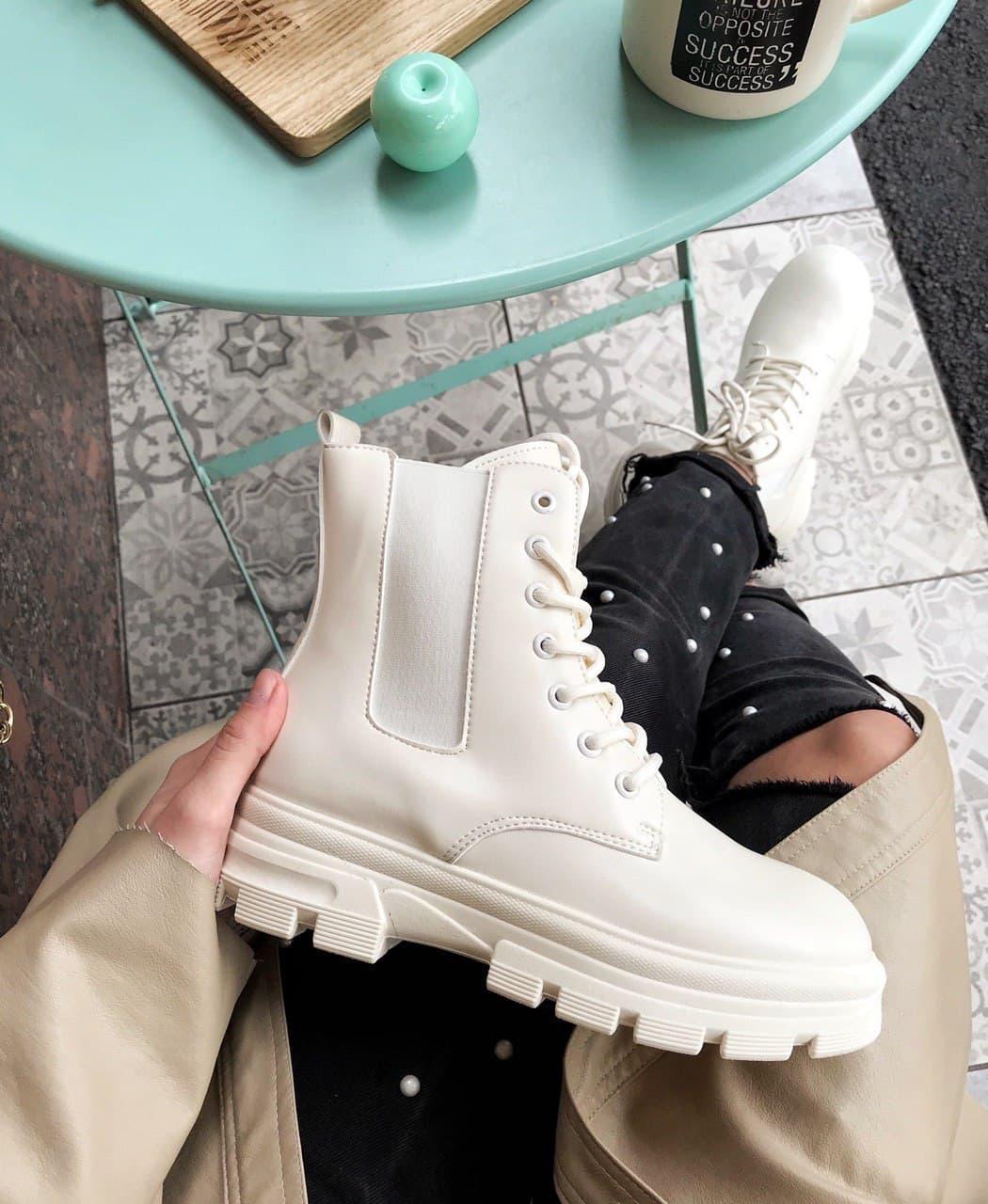 No Brand Boots White