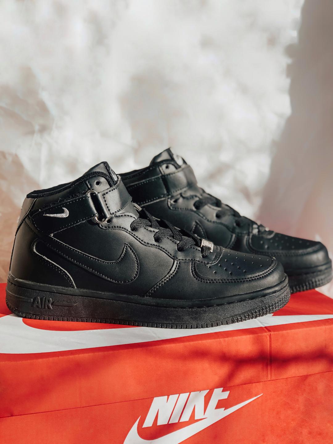 Nike Air Force 1 High Black White Logo