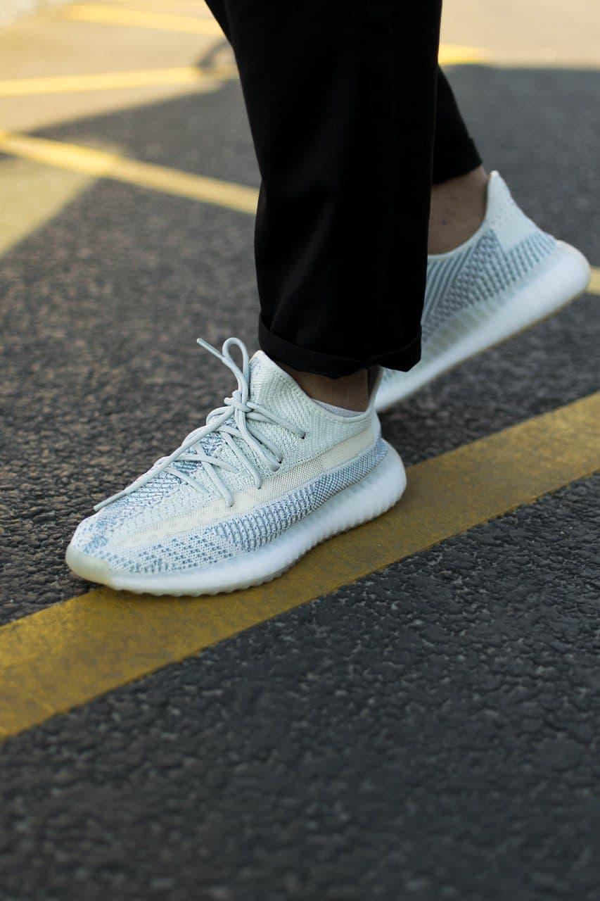 Adidas Yeezy 350 V2 Cloud White 1