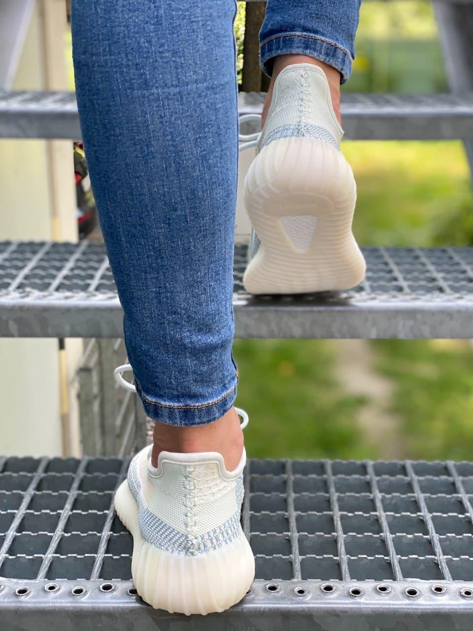 Adidas Yeezy 350 V2 Cloud White 1
