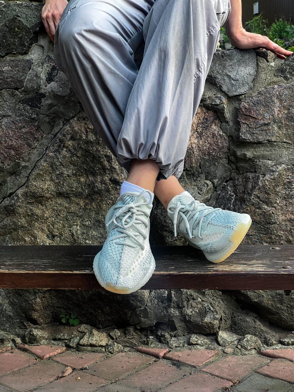 Adidas Yeezy 350 V2 Cloud White 1