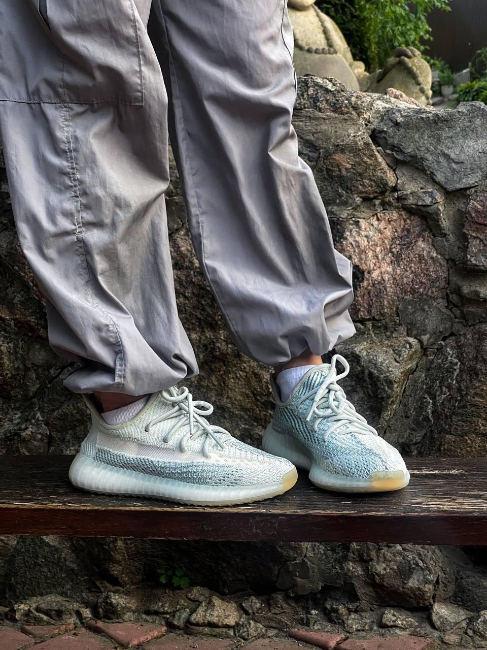 Adidas Yeezy 350 V2 Cloud White 1